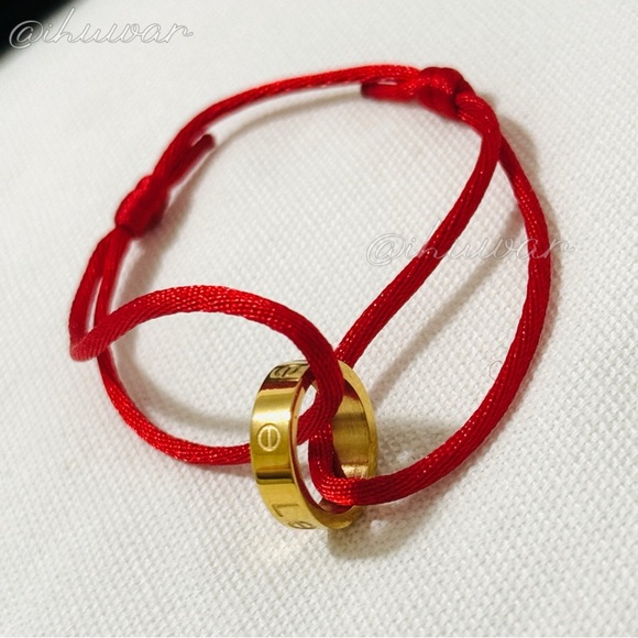Screw Red Cord Gold Ring Bracelet - Picture 4 of 5